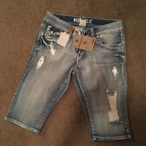 Hydraulic knee fit